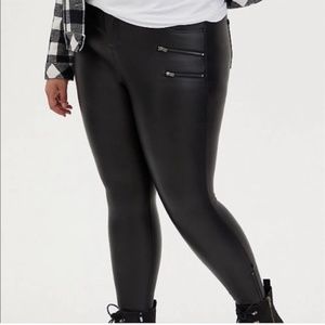 TORRID Black Coated Ponte Multi Zip Faux Leather Leggings 20R